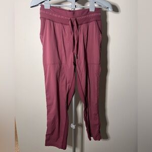 Lululemon Dance Studio Mid-Rise Cropped Pant, Size 6